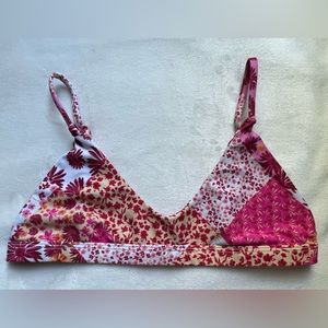 Kulani Kinis “Minimal Bikini Top”